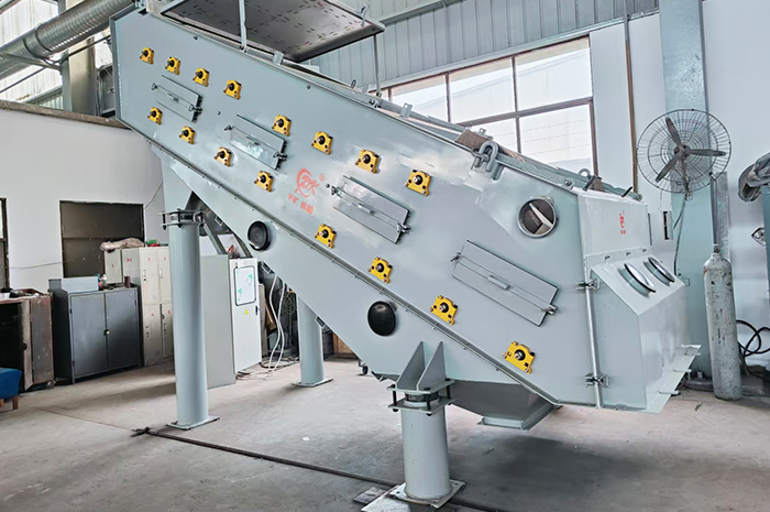 High frequency vibrating screen